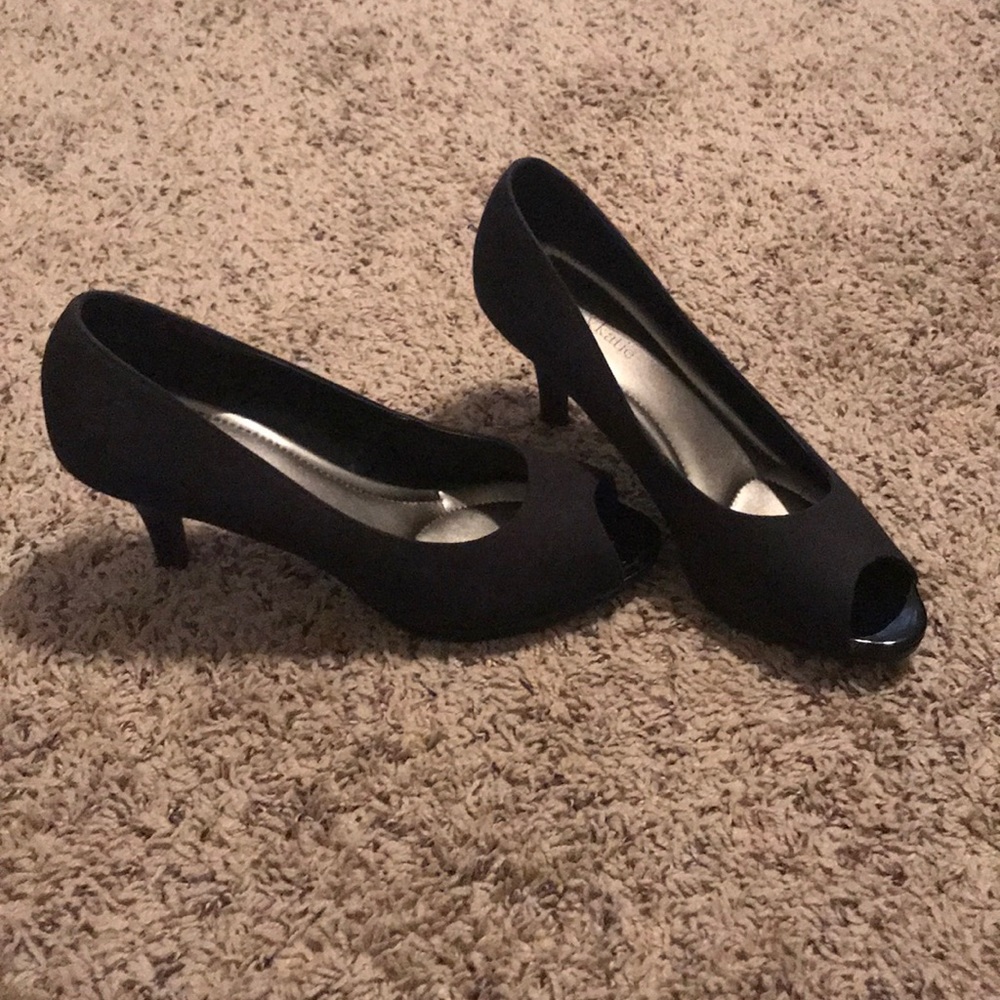 Kelly & Katie Black Heels